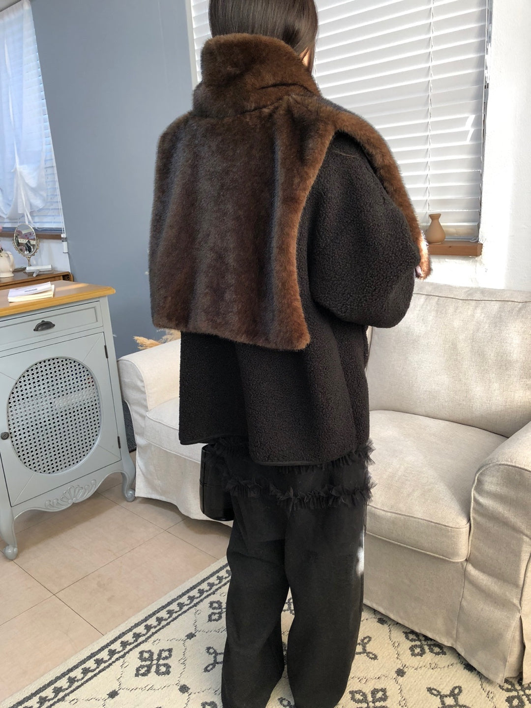 Elan Eco Fur Capelet _ 4 colors